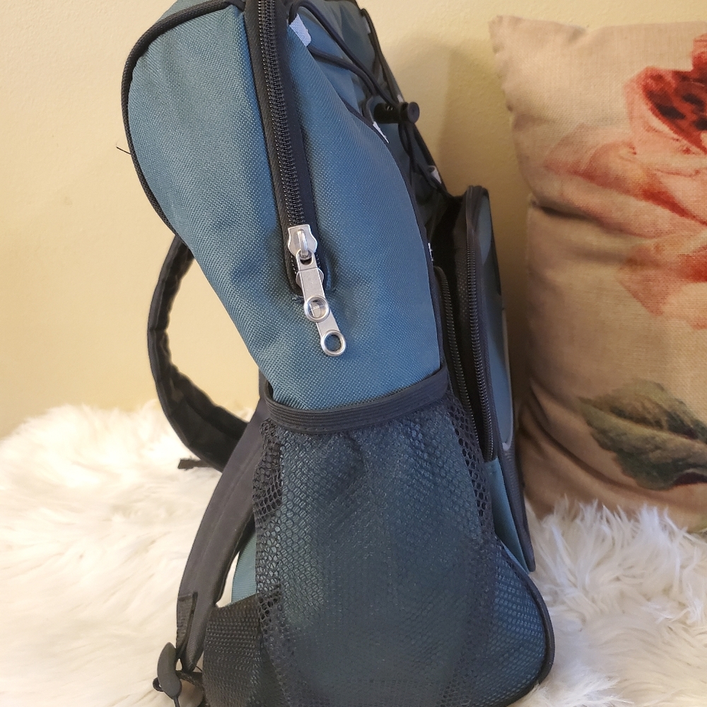 Hiking/Cooler Backpack - Picture 6 of 7